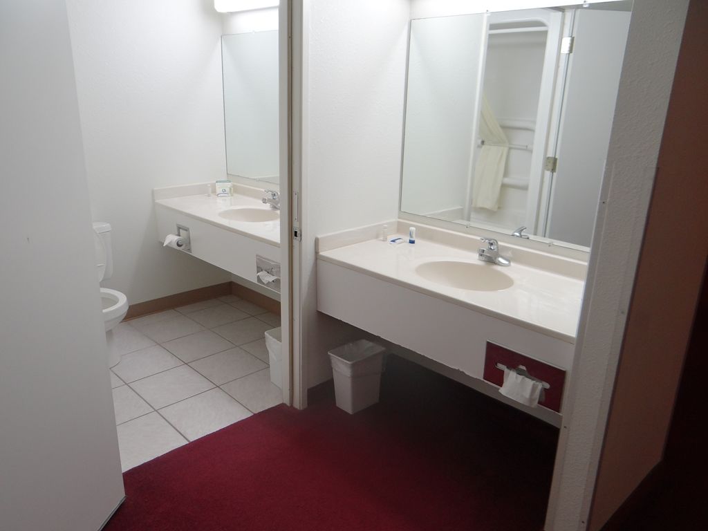 Rock Creek Hotel Sabetha Номер фото