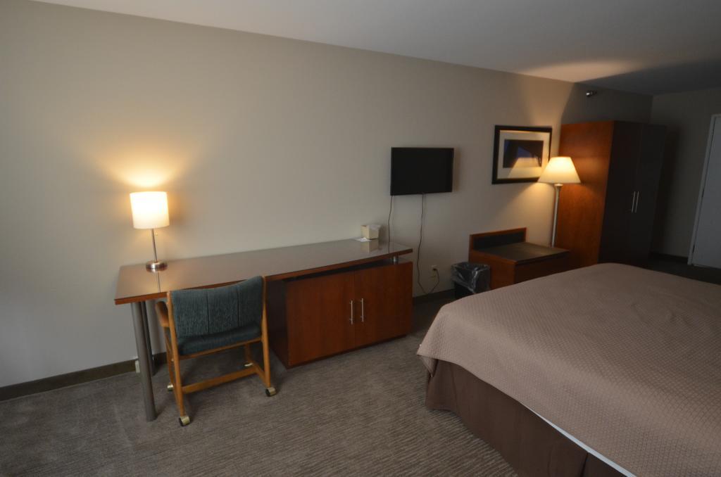 Rock Creek Hotel Sabetha Экстерьер фото