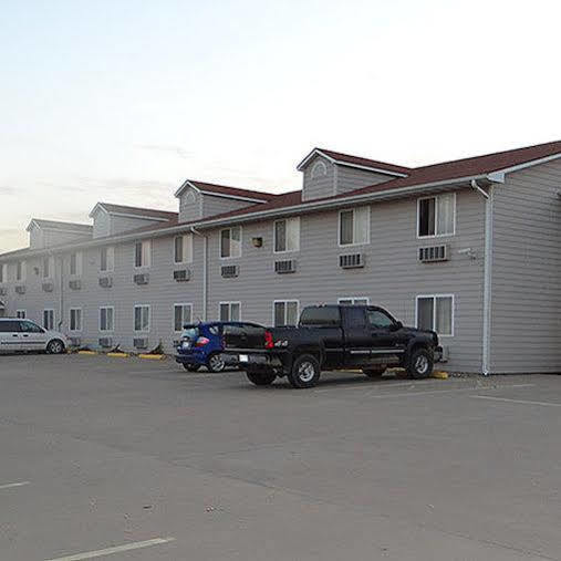 Rock Creek Hotel Sabetha Экстерьер фото